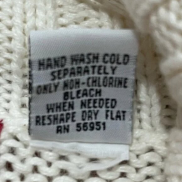 Holiday Lodge Vintage Cream & Blue Turtleneck Sweater Winter Scene Medium NWT - Picture 3 of 10